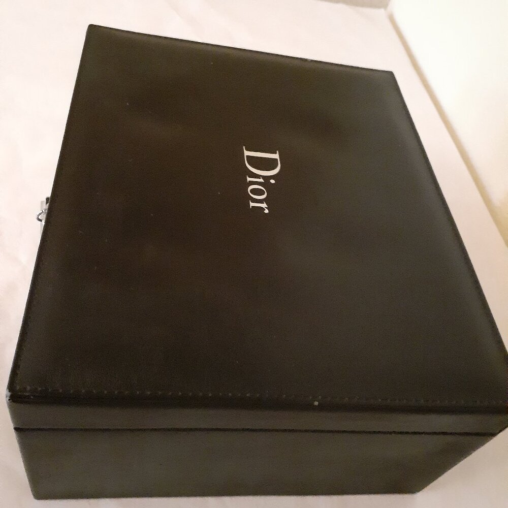 Dior Parfum Promotion Box - Picture 5 of 13